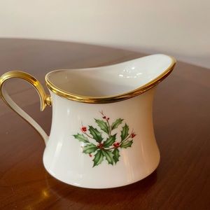 Lenox Holiday (Dimension) Creamer